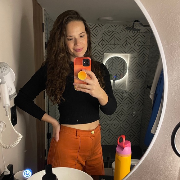 Meet your Posher, Amelia - Picture 6 of 8